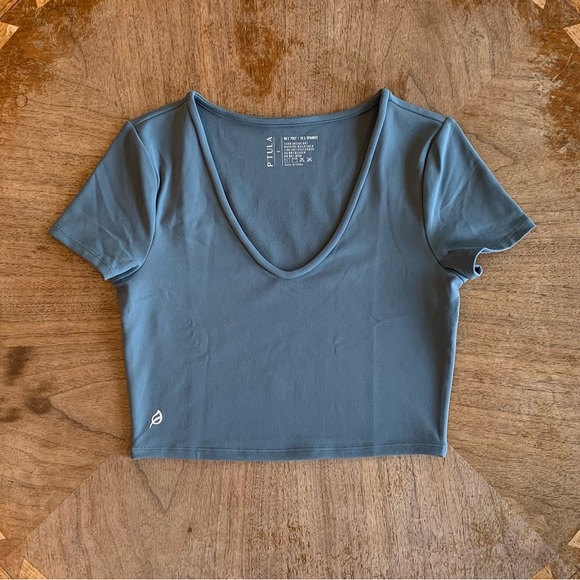 P'tula Tops - P’tula Grey Deep Scoop Crop Tee